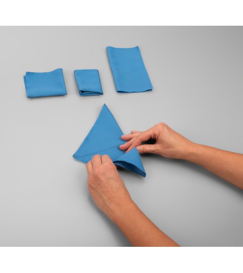 Montessori Folding Exercise3